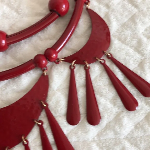 Statement Necklace - Picture 6 of 7